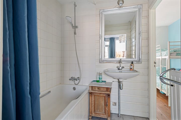 Photo 35 of Oosterparkstraat 23