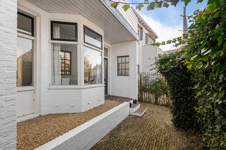 Photo 43 of Oosterparkstraat 23