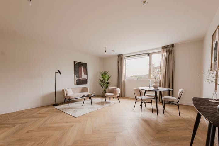 Foto 5 van Vondellaan 53-F