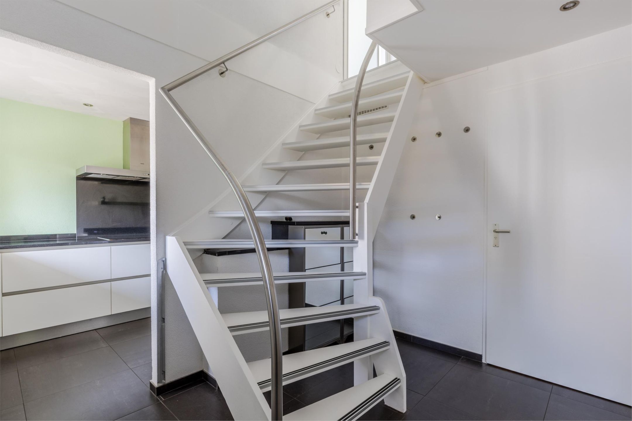 Photo 9 of Kromgouw 32