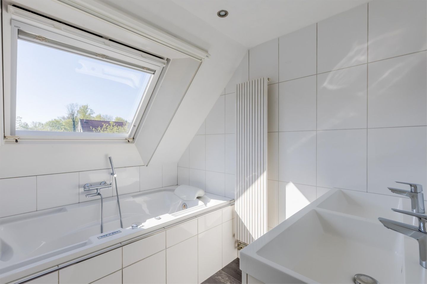 Photo 35 of Kromgouw 32