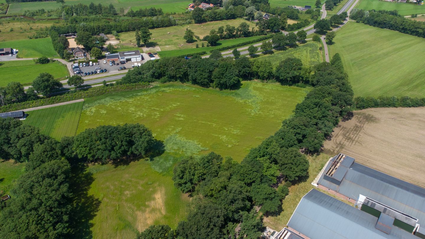 Bekijk foto 2 van Provincialeweg Zuna