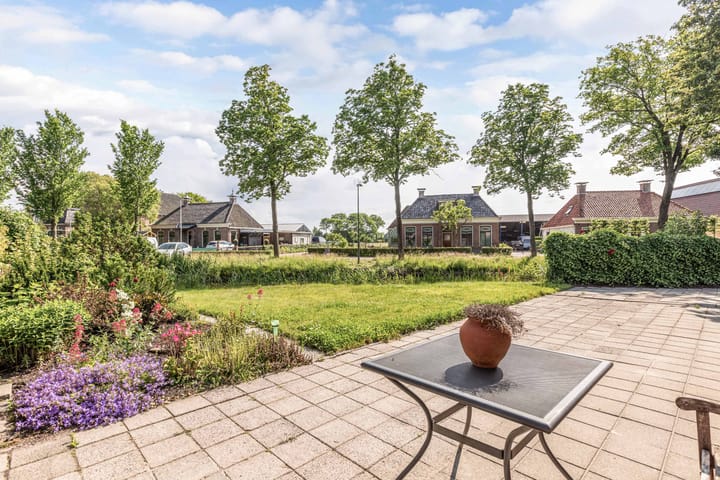 Photo 3 of Dekemastraat 2