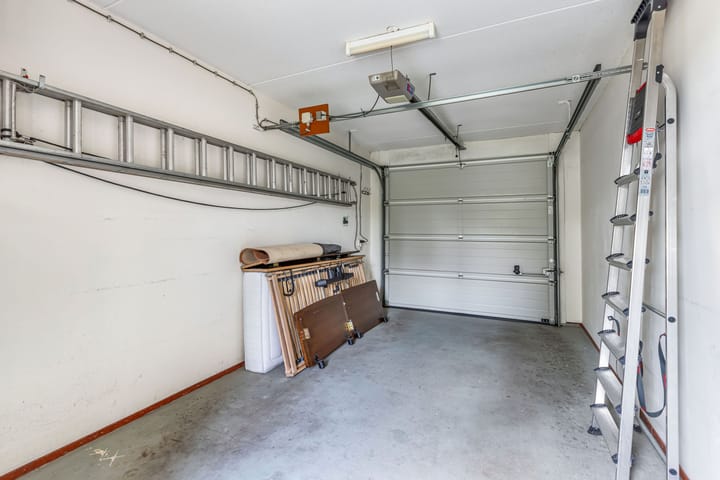 Photo 33 of Dekemastraat 2