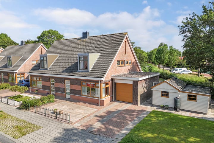 Photo 44 of Dekemastraat 2