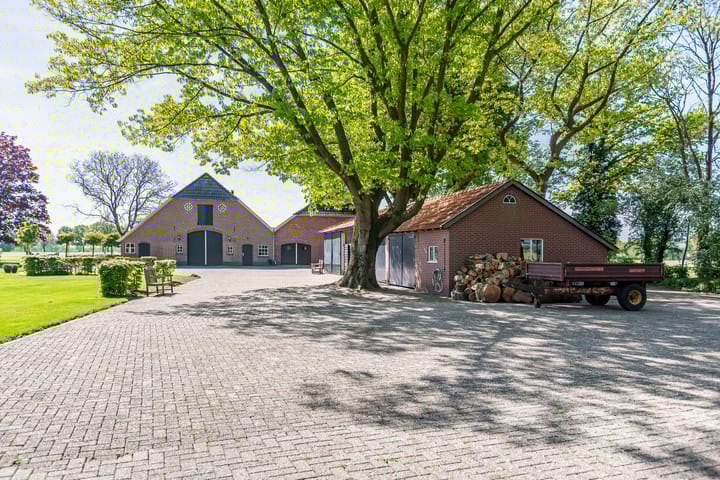 Foto 49 van Landstraat 34