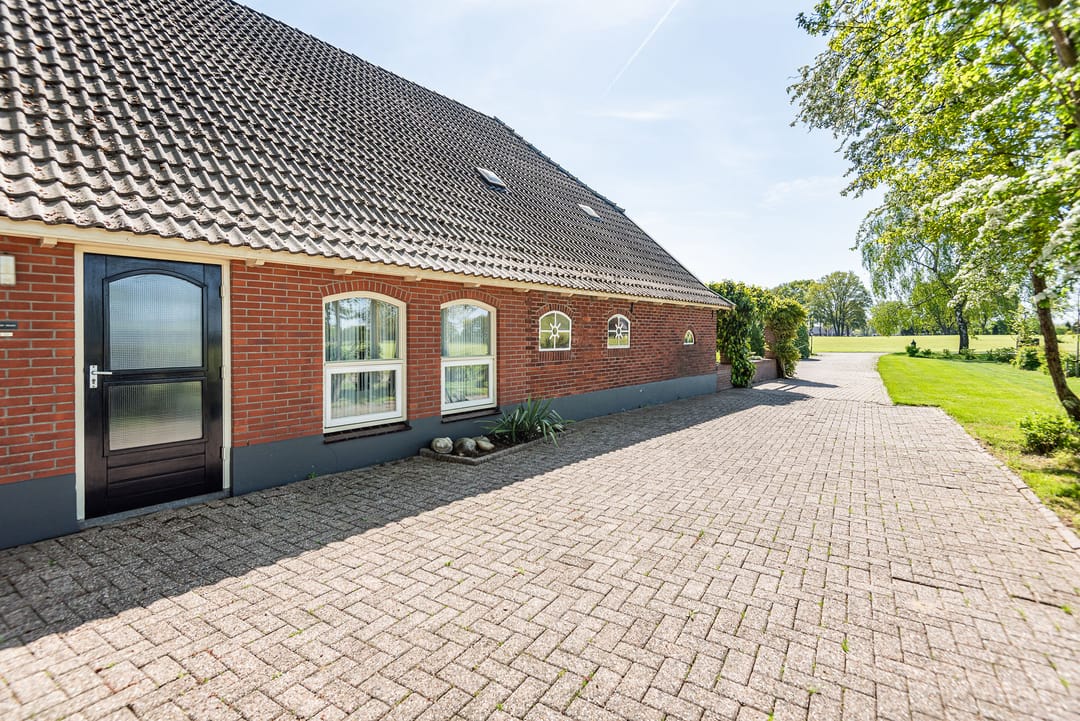 Photo 67 of Landstraat 34