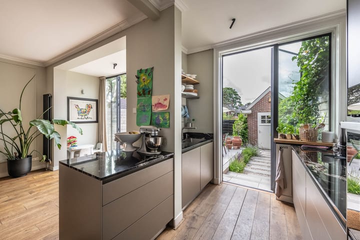 Foto 11 van Julianalaan 14