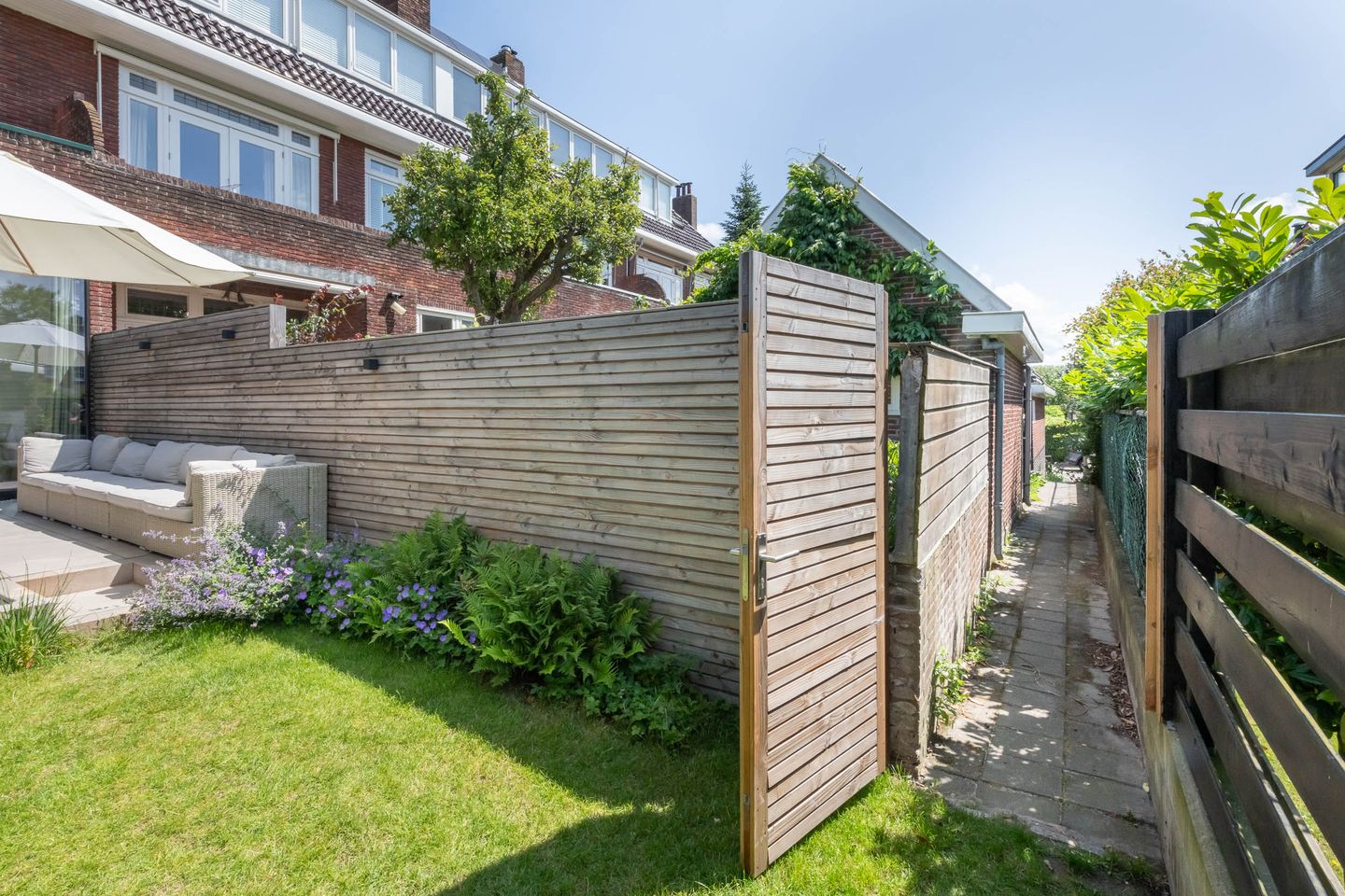 Foto 14 van Julianalaan 14