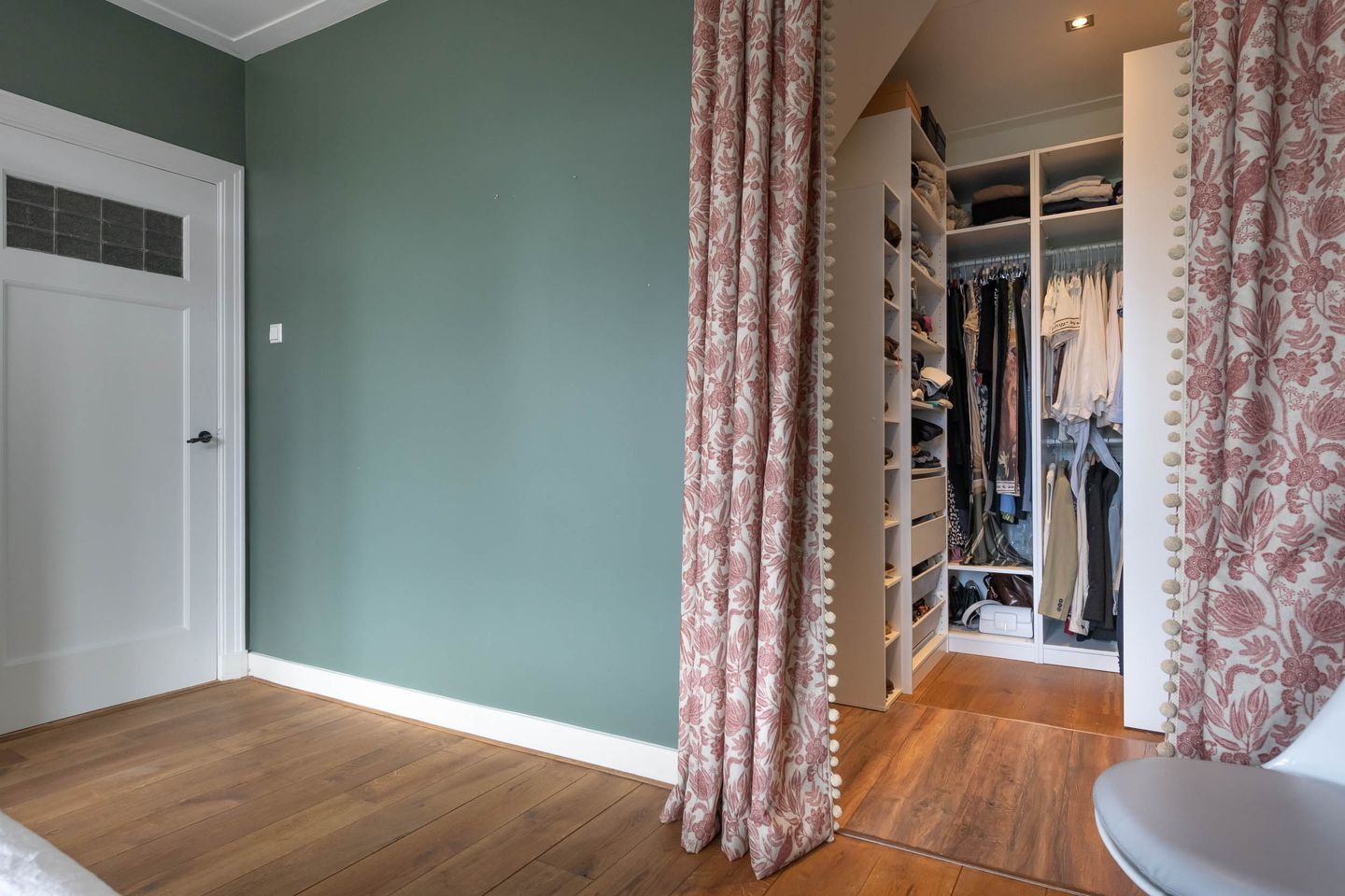 Foto 35 van Julianalaan 14