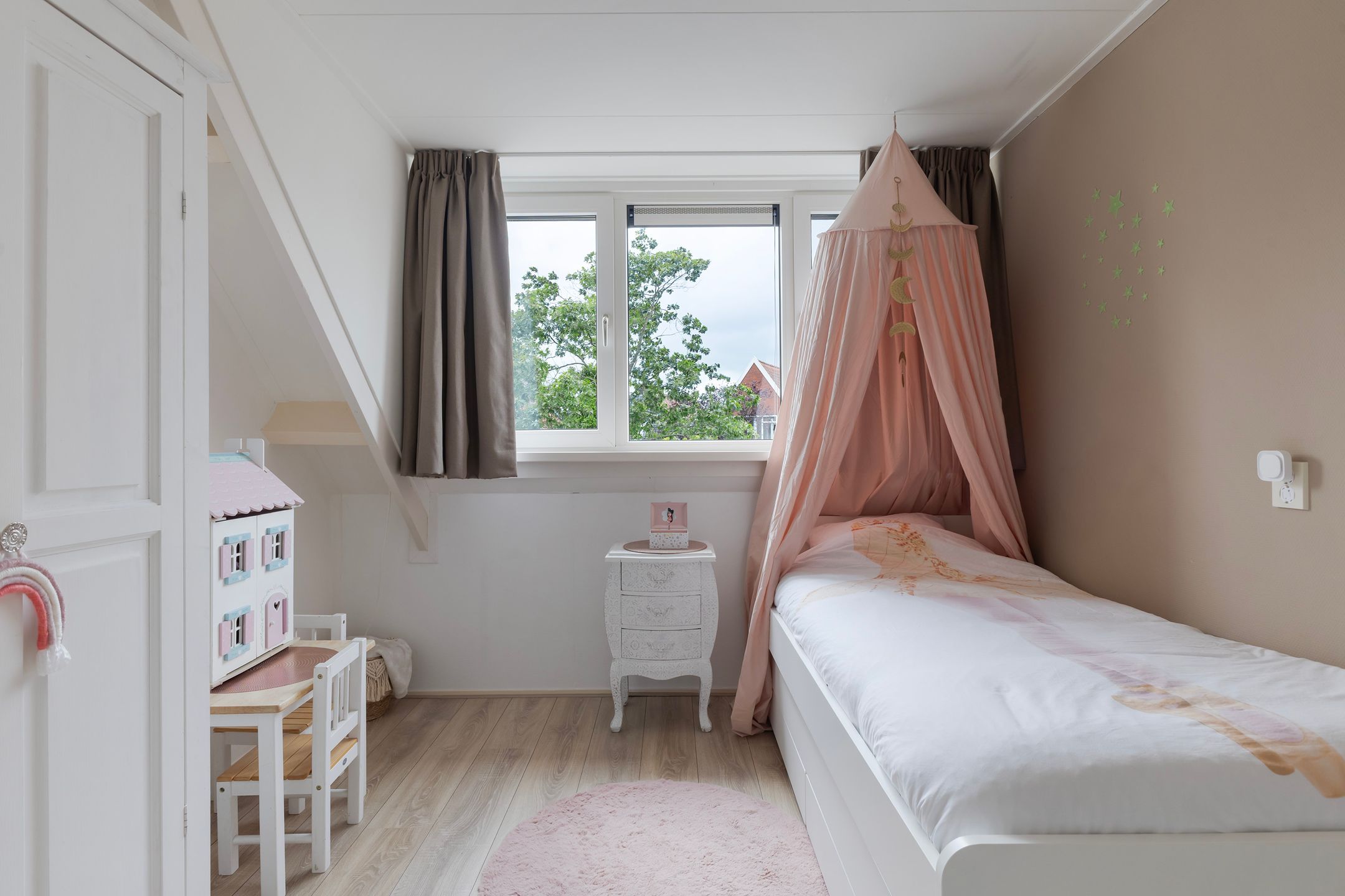 Photo 36 of Pieter Meeterstraat 8