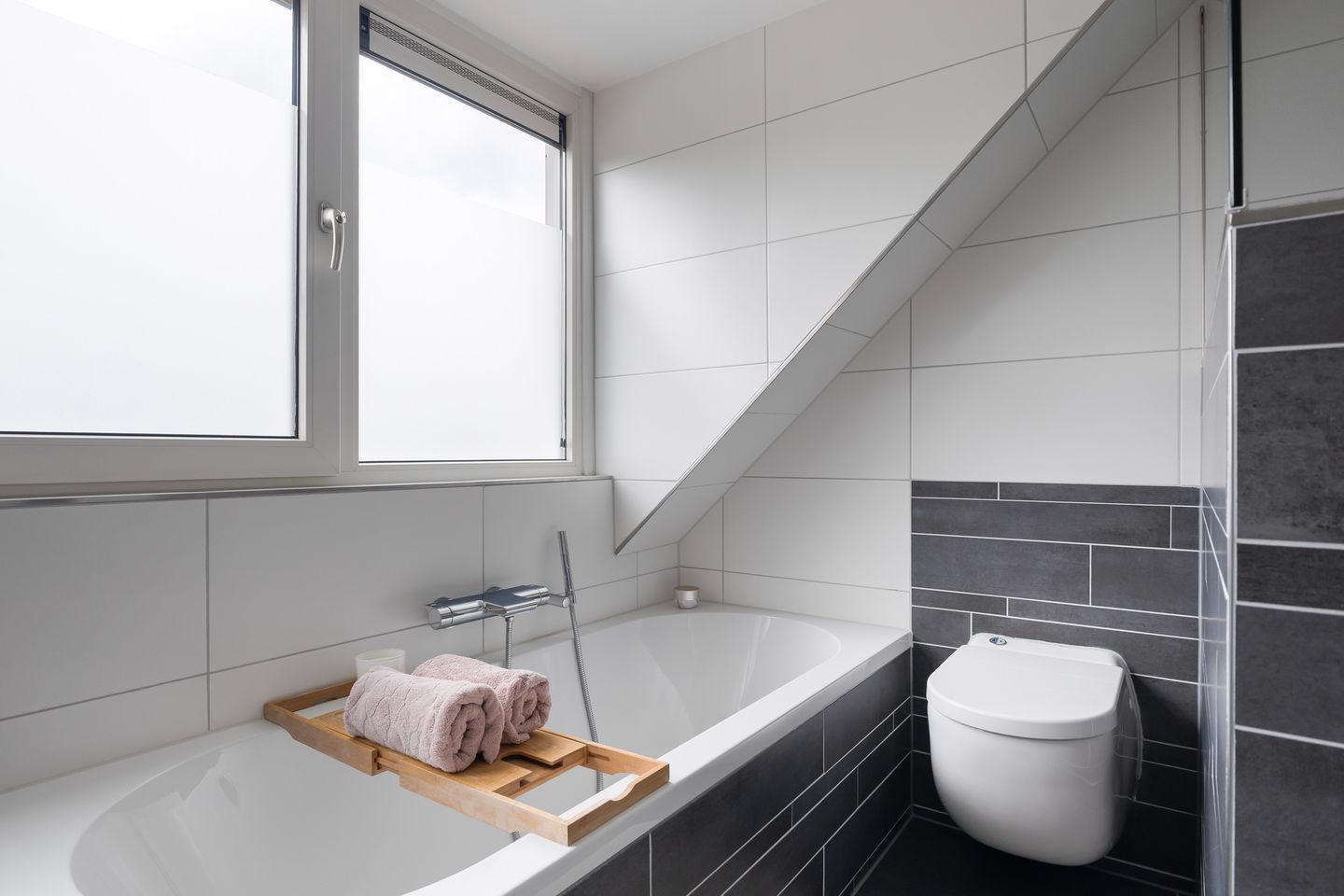 Photo 40 of Pieter Meeterstraat 8