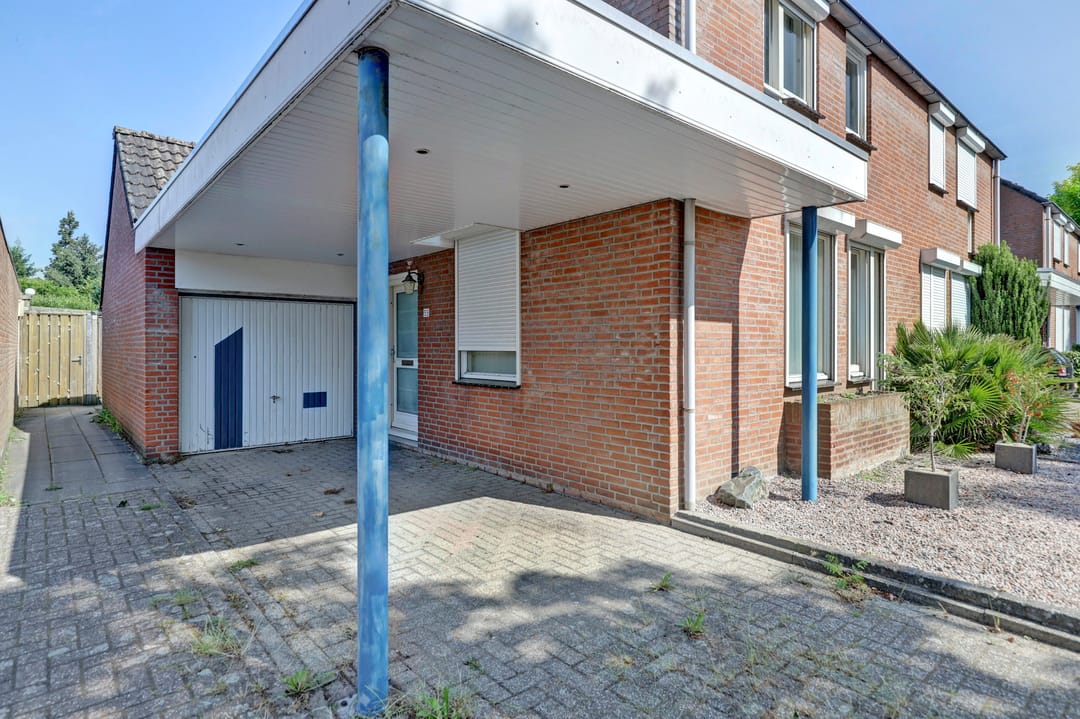 Foto 32 van Veldm. Montgomeryhof 55