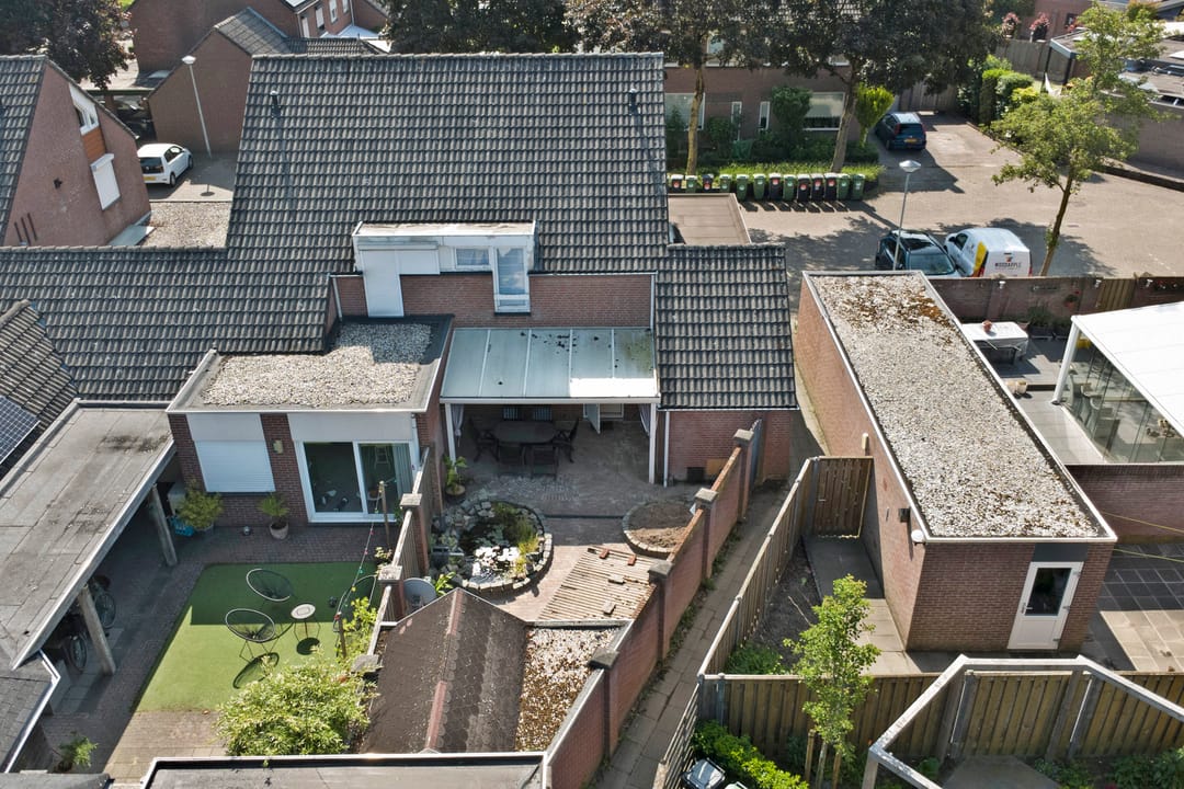 Foto 38 van Veldm. Montgomeryhof 55