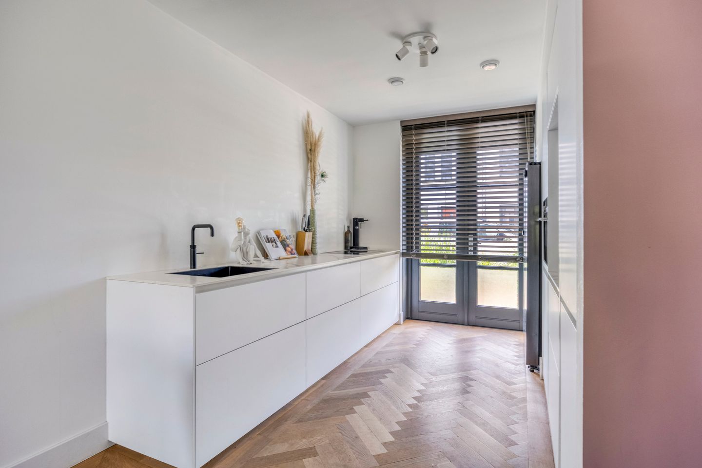 Foto 19 van Daan van Dijkhof 20