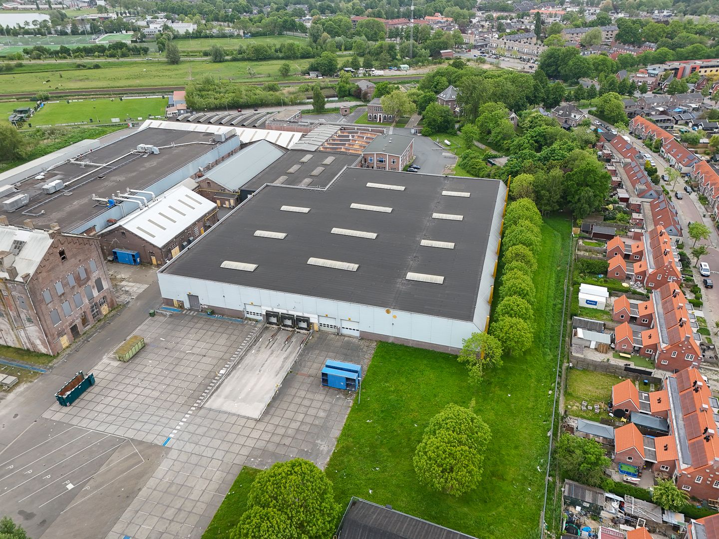 View photo 1 of Halmstraat 3