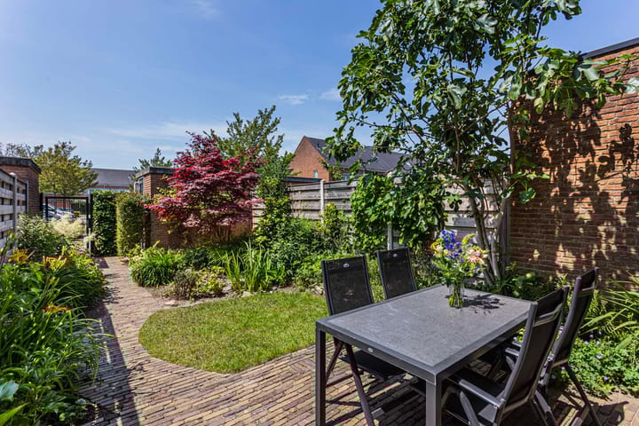 Foto 3 van Claudiuslaan 101