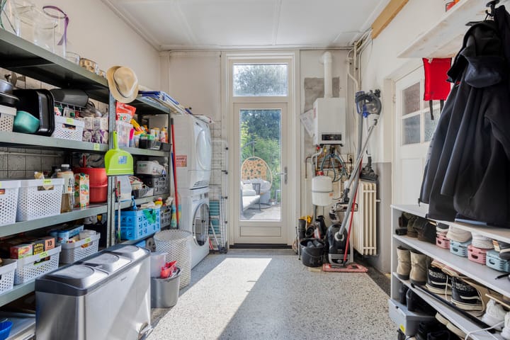 Photo 11 of Dorpsplein 29