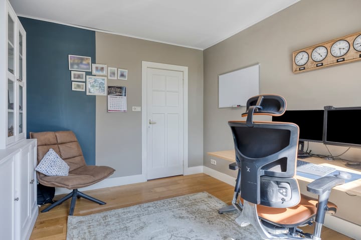 Photo 21 of Dorpsplein 29