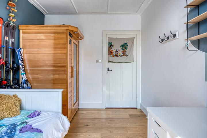 Photo 23 of Dorpsplein 29