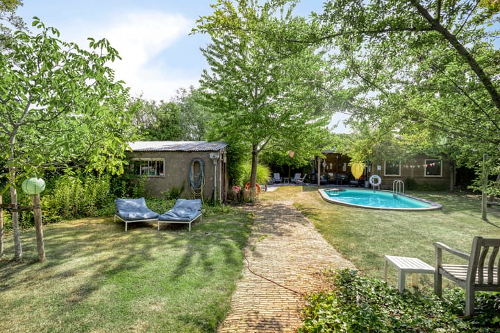 Photo 32 of Dorpsplein 29