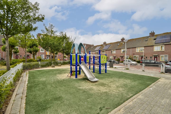 Foto 23 van M. Gandhilaan 73