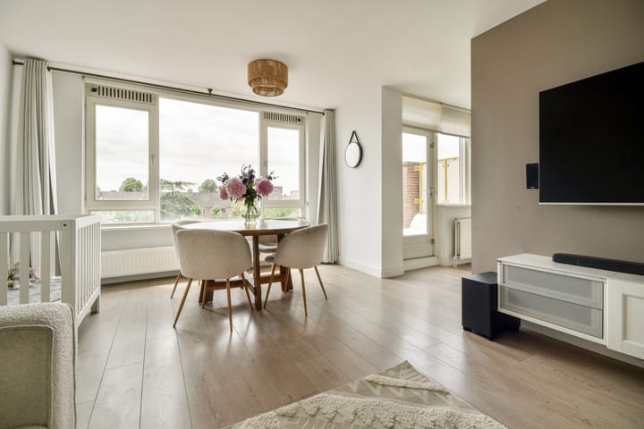 Foto 9 van M. Gandhilaan 73