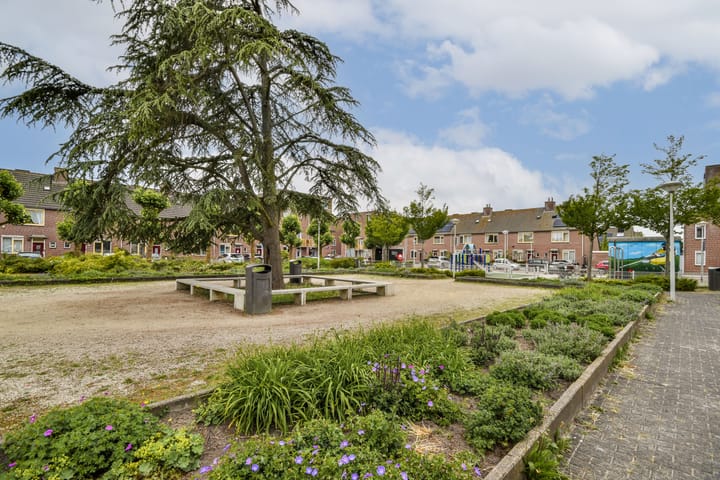 Foto 22 van M. Gandhilaan 73