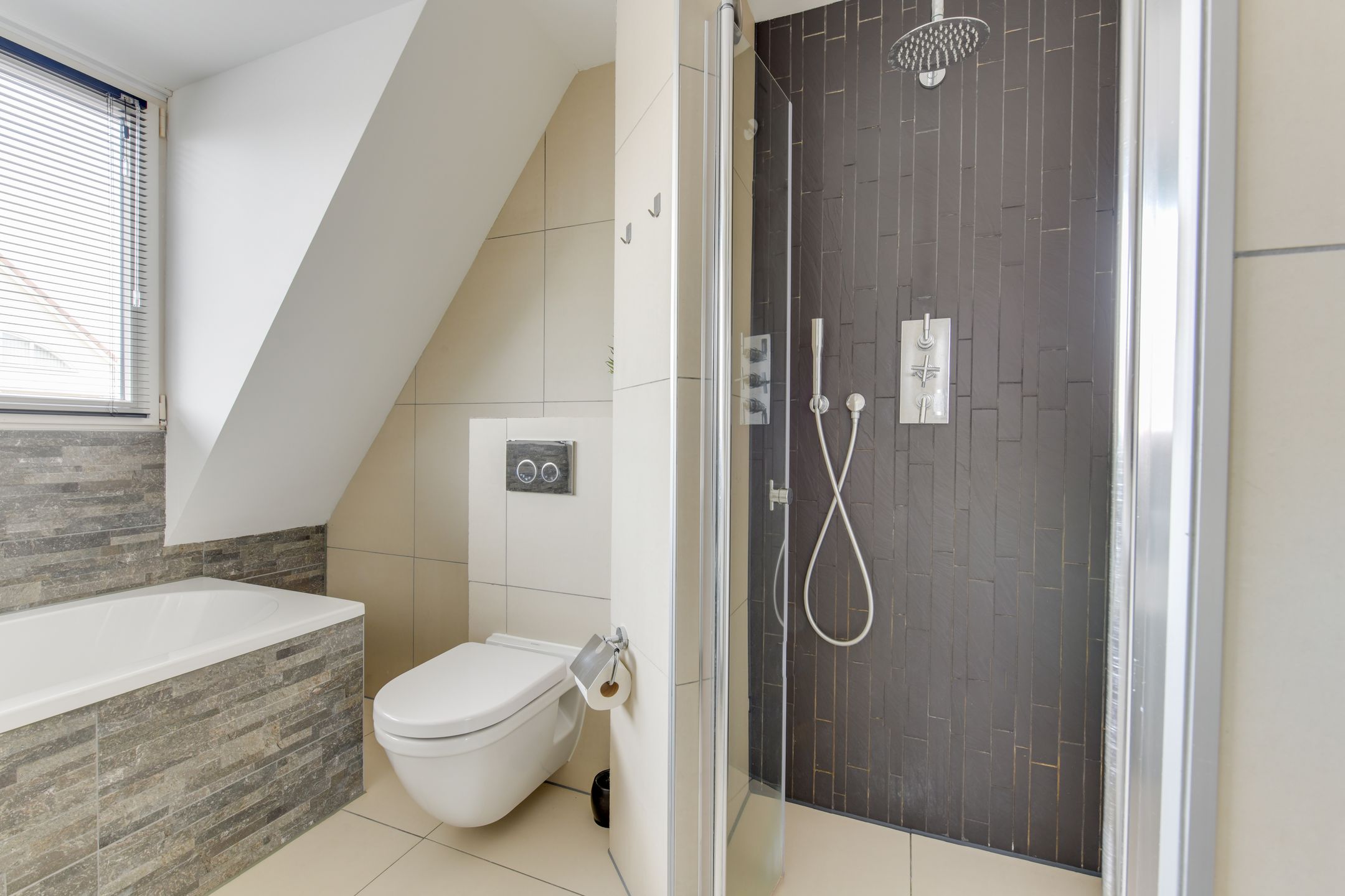 Foto 33 van Aurora 8