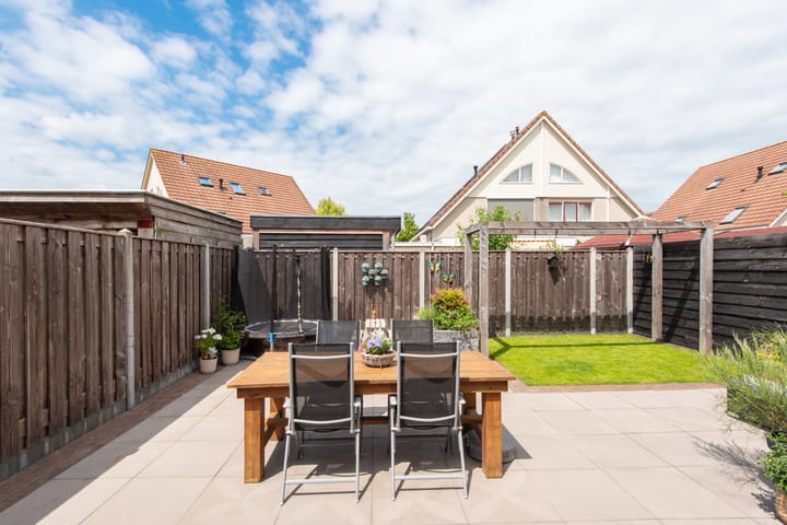 Foto 41 van Aurora 8