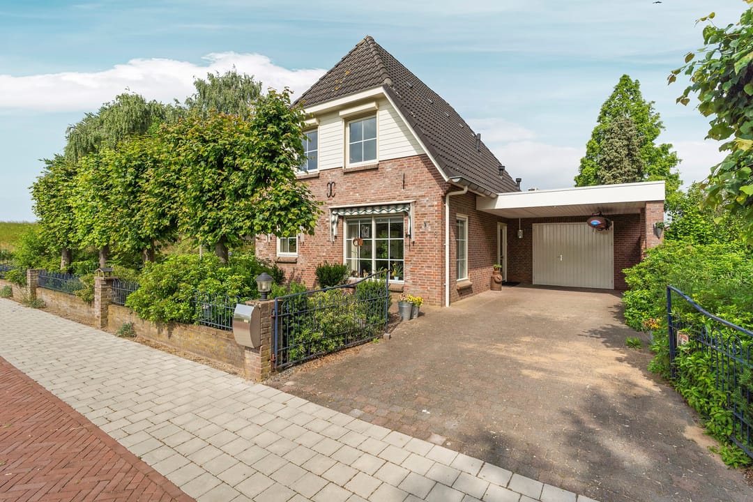 Foto 1 van Voorstraat 8