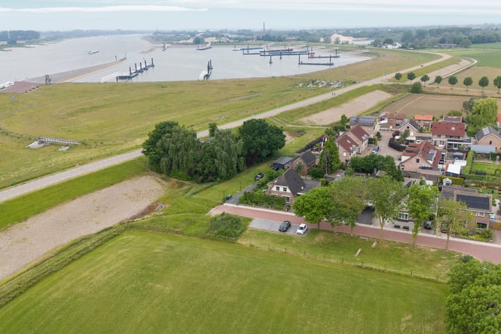 Foto 5 van Voorstraat 8