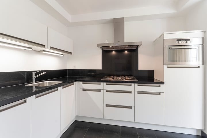 Foto 17 van Voorstraat 8