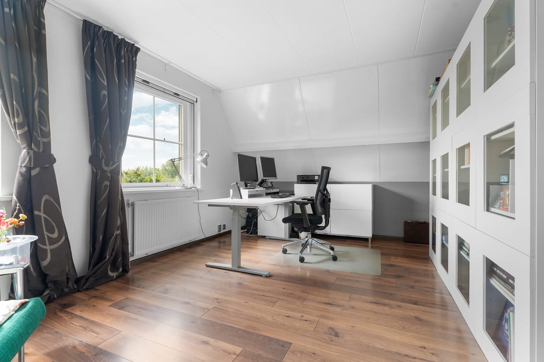 Foto 28 van Voorstraat 8