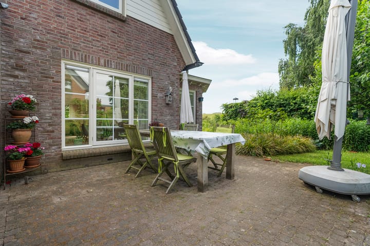 Foto 38 van Voorstraat 8