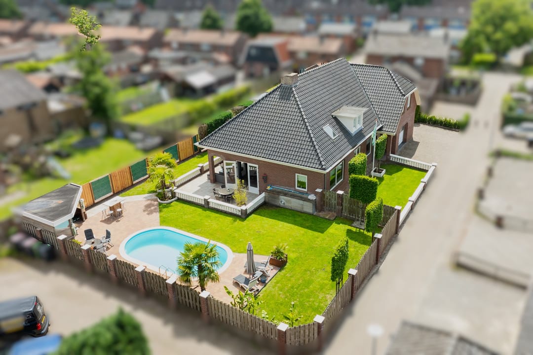 Foto 76 van Dorpsstraat 51-A