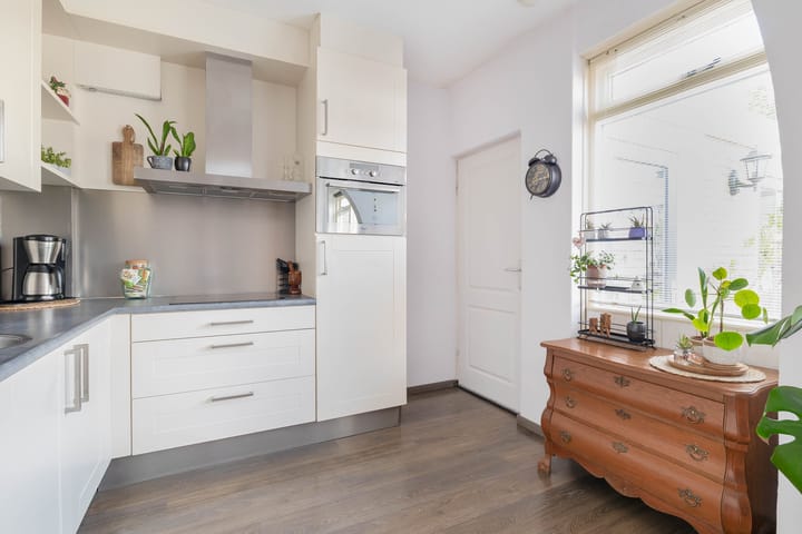 Photo 18 of Klimopstraat 9