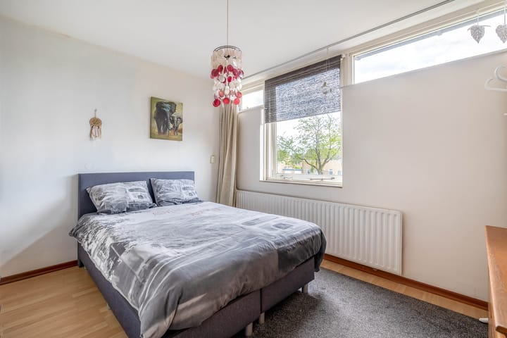 Photo 21 of Klimopstraat 9