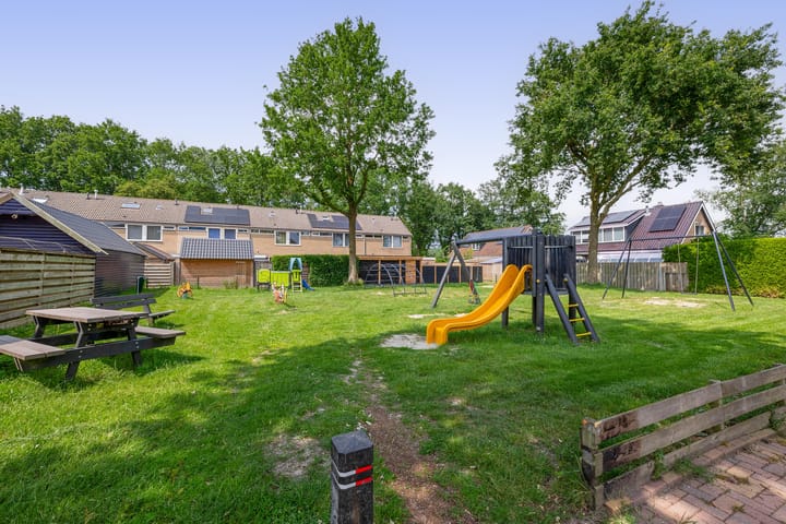 Photo 33 of Klimopstraat 9