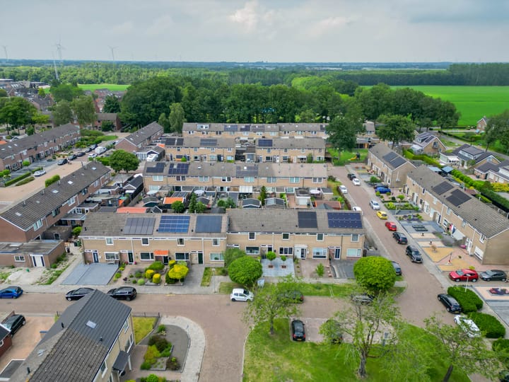 Photo 36 of Klimopstraat 9