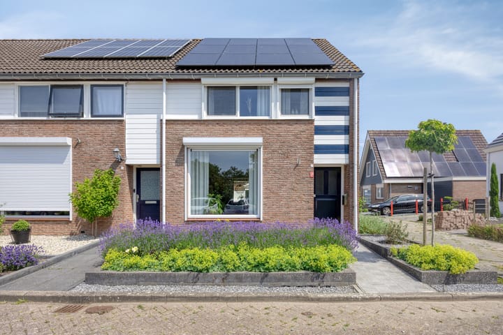 Foto 2 van Korenbloemlaan 22