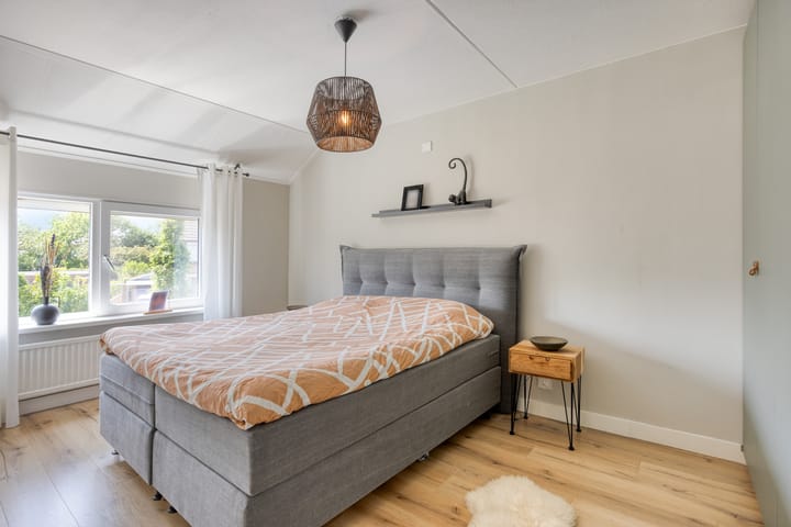 Foto 12 van Korenbloemlaan 22