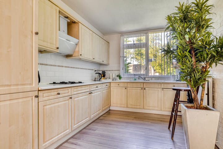 Foto 3 van Moutmolenstraat 25