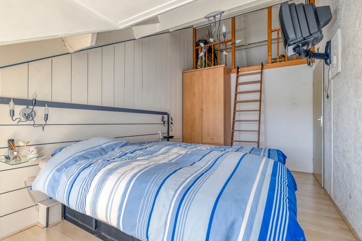 Photo 17 of Moutmolenstraat 25