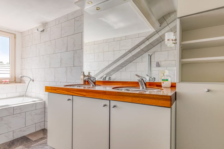 Photo 19 of Moutmolenstraat 25