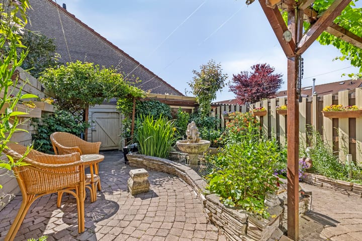 Photo 31 of Moutmolenstraat 25