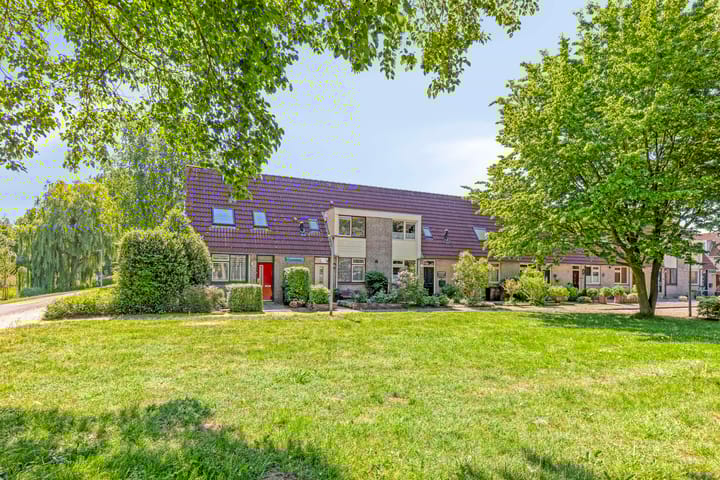 Photo 1 of Moutmolenstraat 25