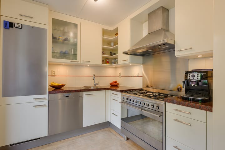 Foto 4 van Alexander Adamskistraat 1