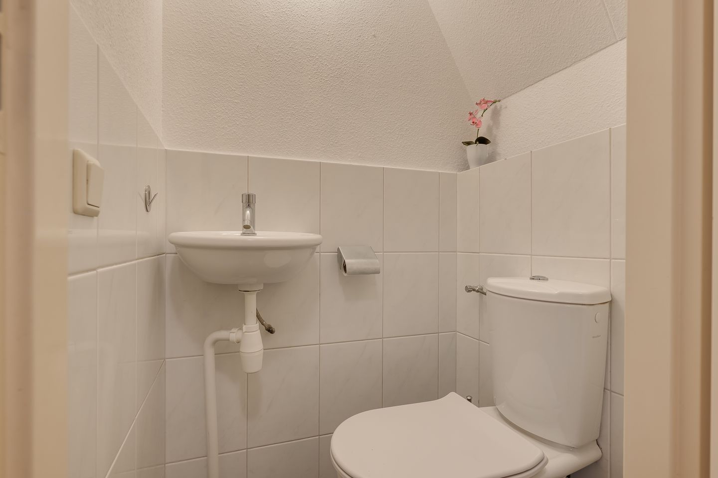 Foto 10 van Alexander Adamskistraat 1