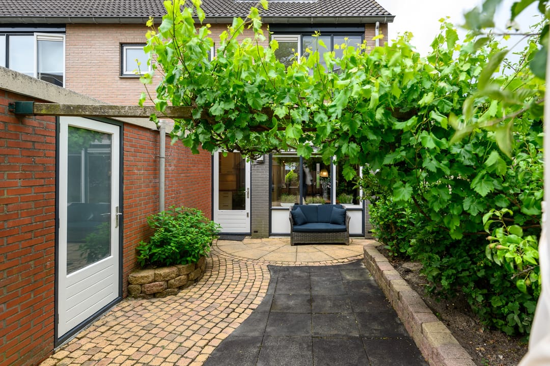 Foto 22 van Alexander Adamskistraat 1